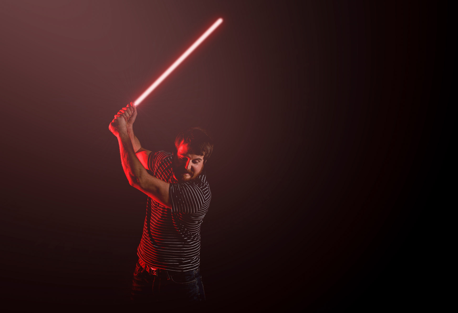 Behind the Scenes: A Star-Wars Themed Lightsaber-Wielding Portrait Picture