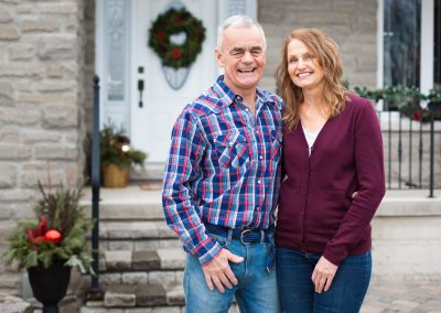 Family portrait photos in Beeton, Ontario by Frank Myrland Photography