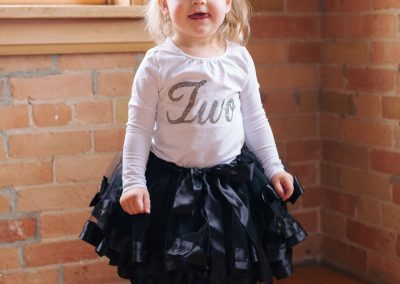 Family portrait photos at the Gibson Centre in Alliston, Ontario by Frank Myrland Photography