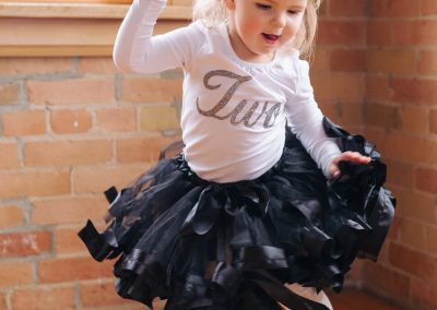 Family portrait photos at the Gibson Centre in Alliston, Ontario by Frank Myrland Photography