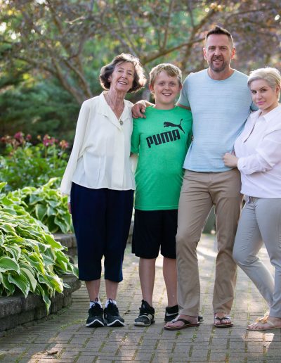 Outdoor Family Photography in Alliston, Ontario by Frank Myrland Photograhy