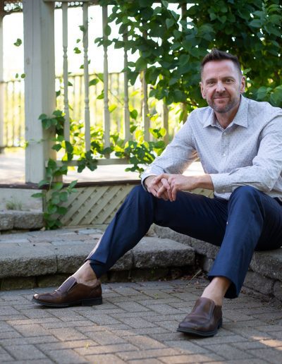 Outdoor Portrait Photography in Alliston, Ontario by Frank Myrland Photograhy