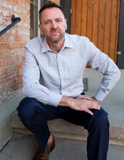 Outdoor Portrait Photography in Alliston, Ontario by Frank Myrland Photograhy