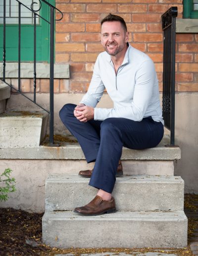 Outdoor Portrait Photography in Alliston, Ontario by Frank Myrland Photograhy