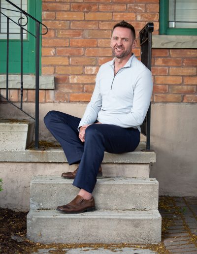 Outdoor Portrait Photography in Alliston, Ontario by Frank Myrland Photograhy