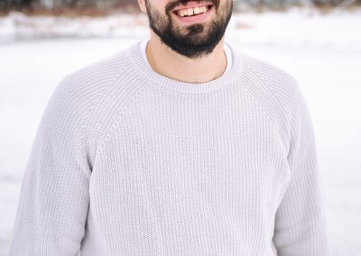 Winter Family Portrait Photo Session in Orangeville by Frank Myrland Photography