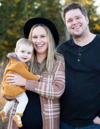 Autumn family photo session at Island Lake Trail in Orangeville by Frank Myrland Photography