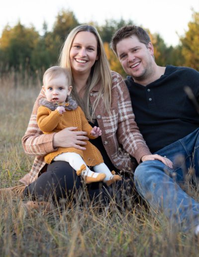 Autumn family photo session at Island Lake Trail in Orangeville by Frank Myrland Photography