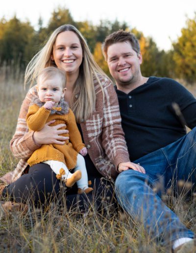 Autumn family photo session at Island Lake Trail in Orangeville by Frank Myrland Photography