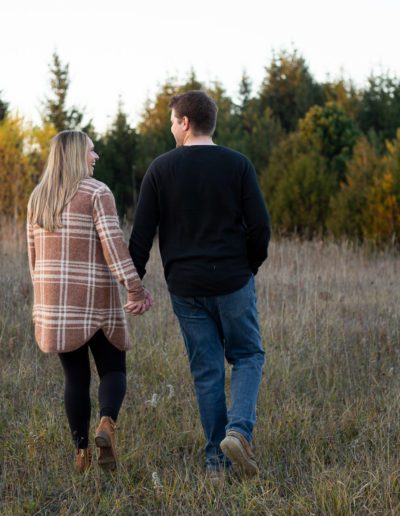 Autumn family photo session at Island Lake Trail in Orangeville by Frank Myrland Photography
