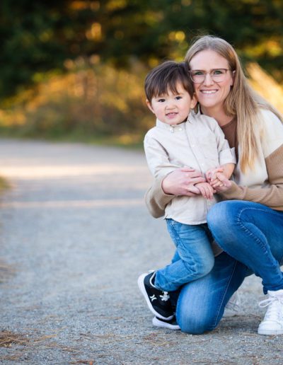 Orangeville Island Lake Autumn Family Portrait Session with Frank Myrland Photography