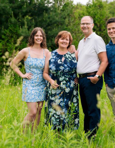 Orangeville family portrait photoshoot at Island Lake Conservation Area by Frank Myrland Photography