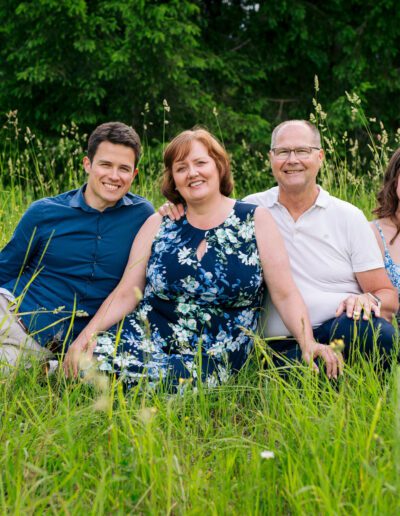 Orangeville family portrait photoshoot at Island Lake Conservation Area by Frank Myrland Photography