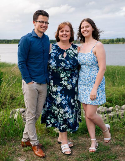 Orangeville family portrait photoshoot at Island Lake Conservation Area by Frank Myrland Photography